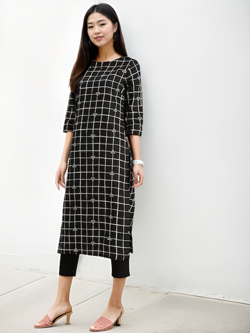 Black And White Checked Pure Cotton Kurta with Cropped Trousers