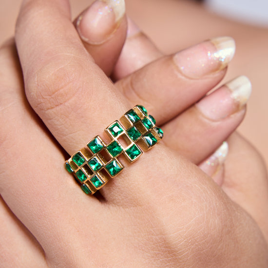 Square Checkered Emerald Green Ring - Kamora.in